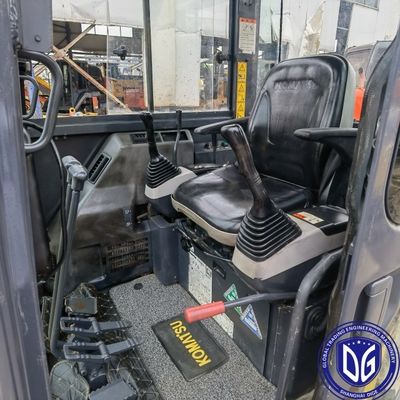 USED экскаватор PC35 с эффективными возможностями обработки материалов