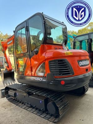 Оптимизированный DX60E-9C Использованный Doosan 6t экскаватор Гидравлическая машина, точно контролируемая