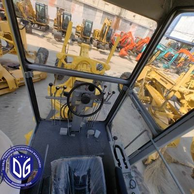 Подержанный Грейдер GD511A от Komatsu в хорошем состоянии и не поврежден