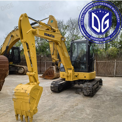Гидравлический экскаватор Komatsu PC55 4D88E-6 Модель двигателя и прочная конструкция для тяжелой работы