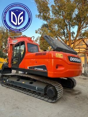 Энергоэффективный DX225 Использованный экскаватор Doosan 22,5t