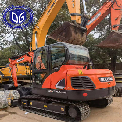 Безопасный и стабильный DX60 Подержанный экскаватор Doosan 6 тонн Подержанный мини с полностью модернизированным