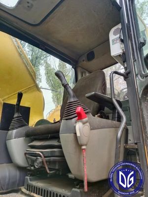 Komatsu PC220-8 Использованный экскаватор с ползучим двигателем Автоматизированная система управления топливом