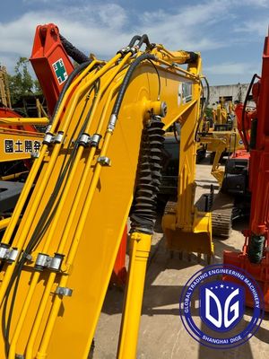 Komatsu PC210LC Используемая экскаваторная машина для полёта автоматизированная система управления топливом