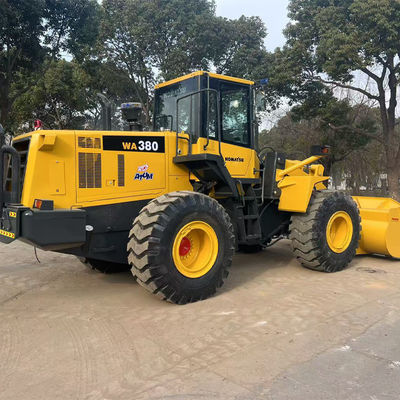 Komatsu WA380 колесный погрузчик первоклассный и для экспортируемых марок 7.97m*2.78m*3.38m Длина*ширина*высота