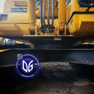 Подержанный экскаватор Komatsu PC130 из Японии, гидравлический экскаватор, 13 тонн, с ковшом 0,5 м³